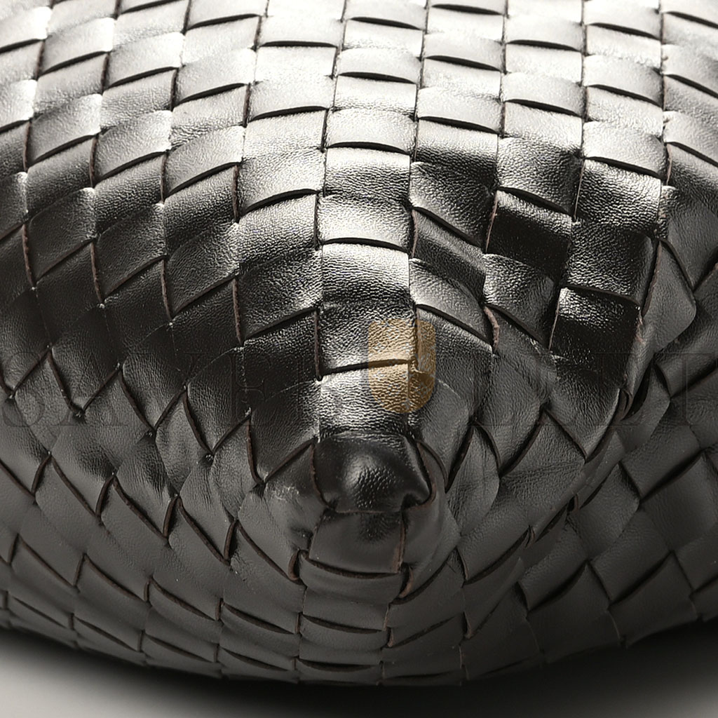 BOTTEGA VENETA NAPPA INTRECCIATO LARGE HOP EBANO (56*43*8cm) BOTTEGA VENETA NAPPA INTRECCIATO LARGE HOP EBANO (56*43*8cm)